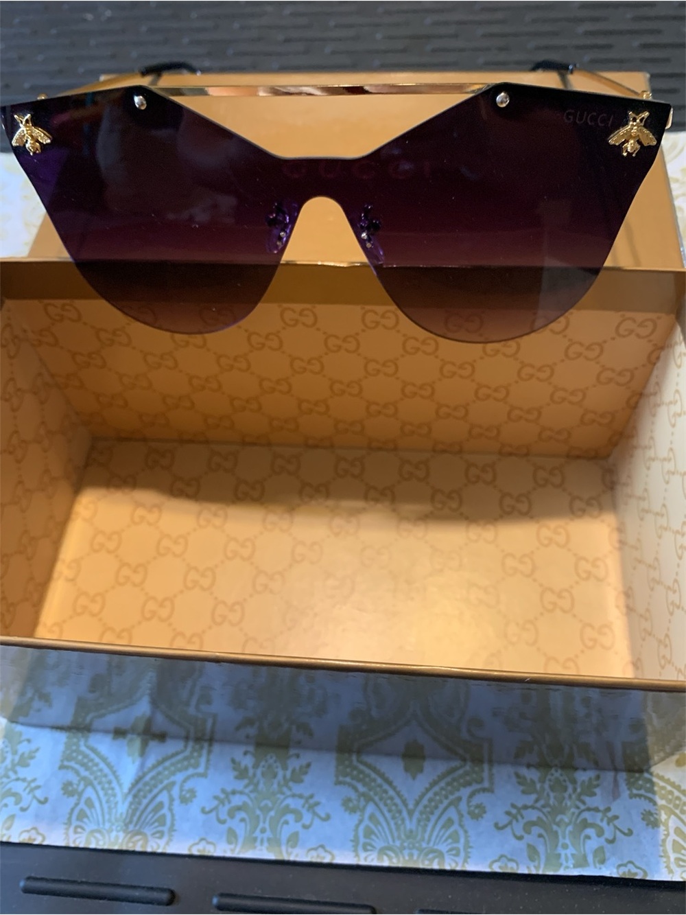Gucci Women's Dark Purple Shield Sunglasses with Gold Bee Detail - Picture 8 of 12